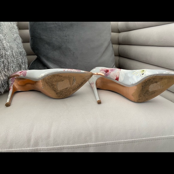Ted Baker Kaawap heels - Picture 3 of 6